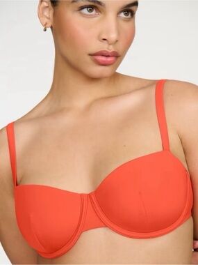 NWT CUUP The Balconette Bikini Top 11 (34E/36D) Hibiscus